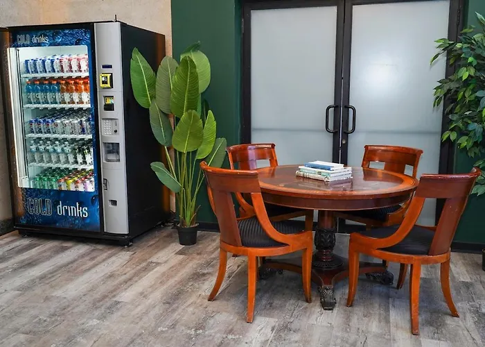 Bright And Stylish 2br On Michigan Ave Near Grant Park, Museum Campus And Lakefront *