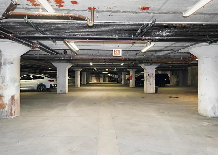 Bright And Stylish 2br On Michigan Ave Near Grant Park, Museum Campus And Lakefront *