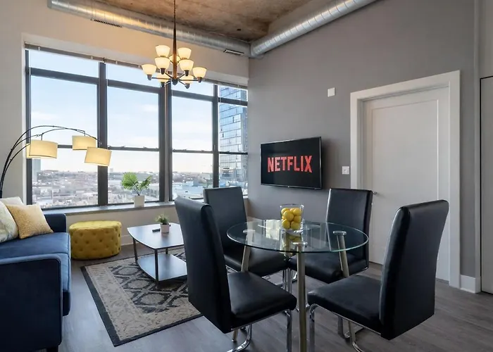 Bright And Stylish 2br On Michigan Ave Near Grant Park, Museum Campus And Lakefront *